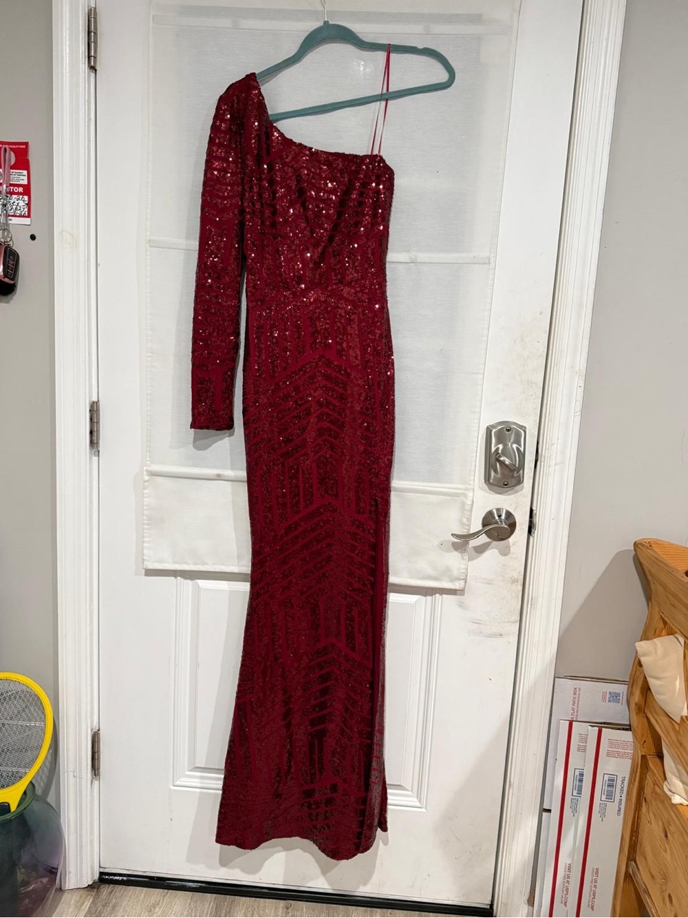 Ricaria Burgundy Sequin One Shoulder Formal Gown Size Small Prom Evening
Dress